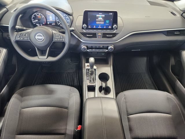 Used 2025 Nissan Altima 2.5 S FWD image 27