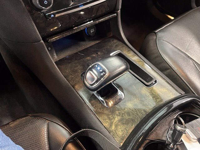 Used 2013 Chrysler 300 C RWD image 30