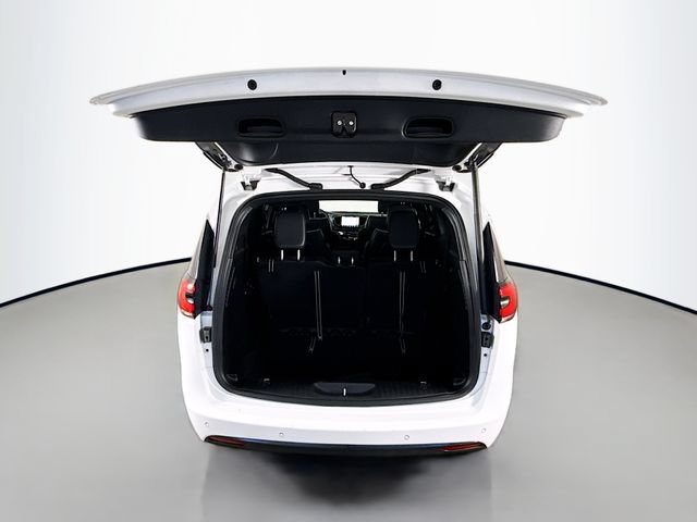 Used 2025 Chrysler Pacifica Limited FWD image 26
