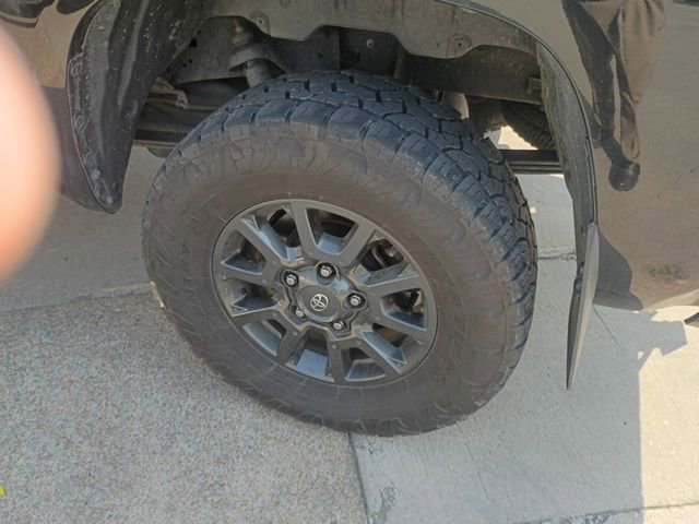 Used 2021 Toyota Tundra SR5 w/ Trail Edition image 12
