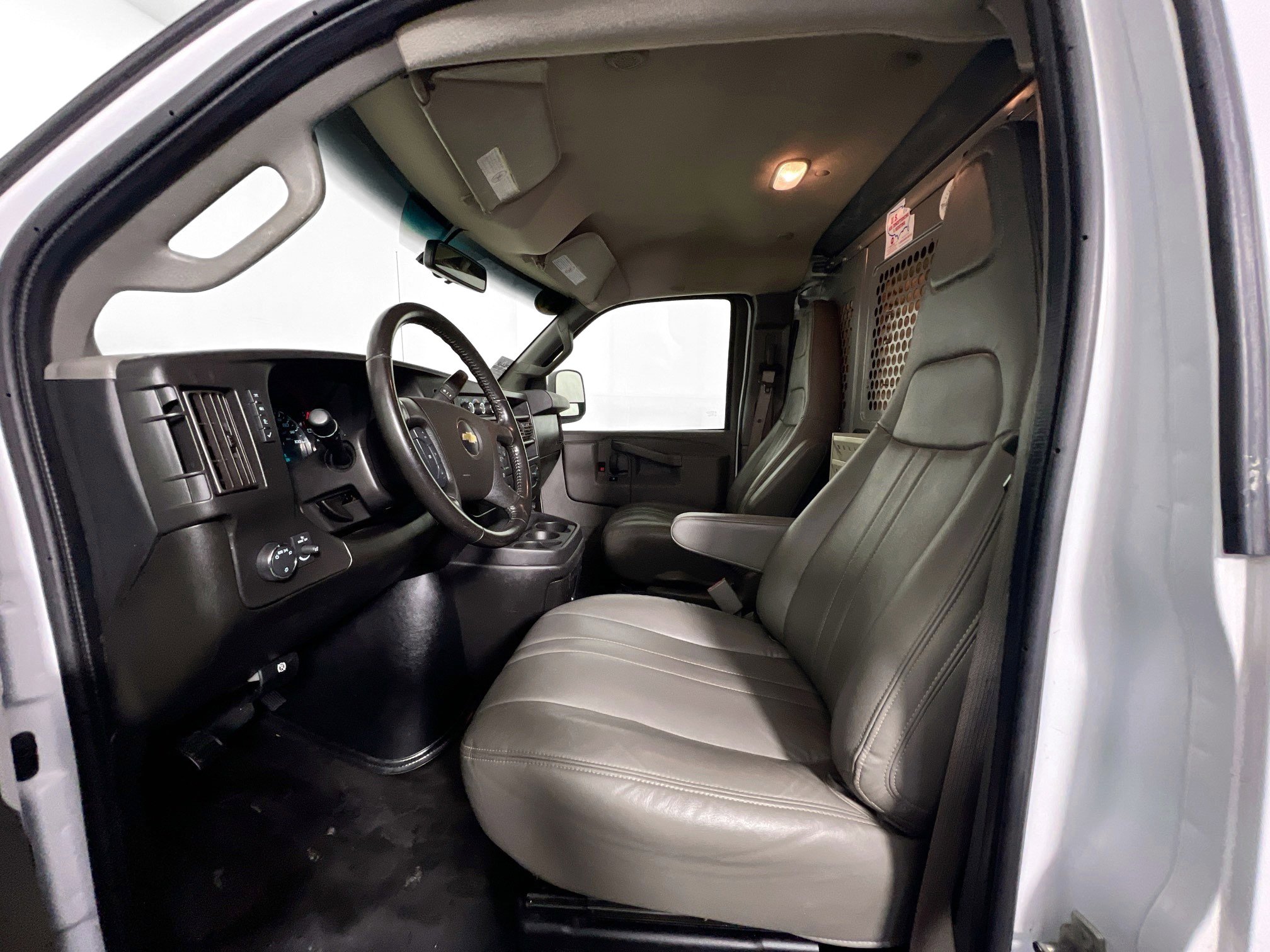 Used 2021 Chevrolet Express 2500 Extended w/ Communications Package image 14