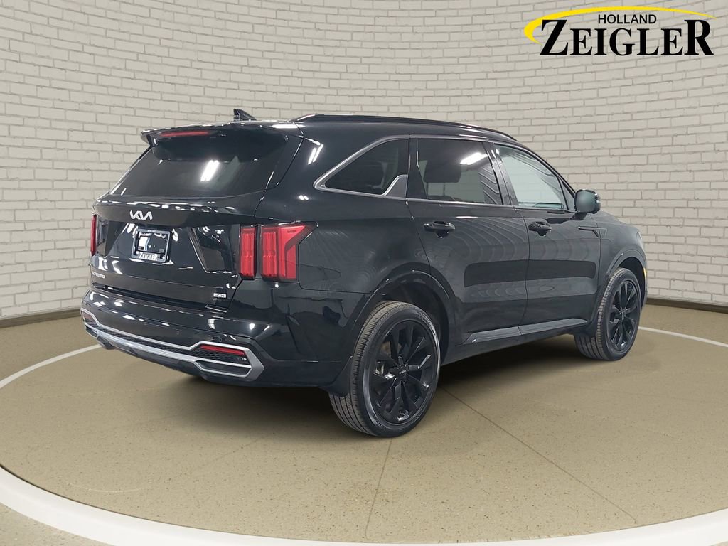 Used 2023 Kia Sorento SX image 5