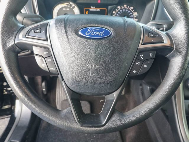 Used 2017 Ford Fusion SE FWD image 17