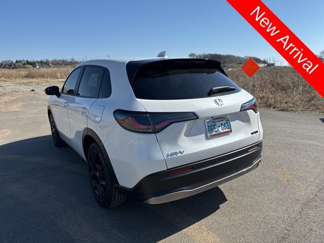 Used 2025 Honda HR-V Sport image 5