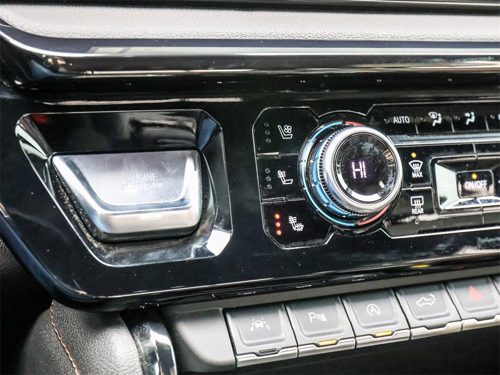 Used 2024 GMC Sierra 1500 AT4 w/ Technology Package image 33