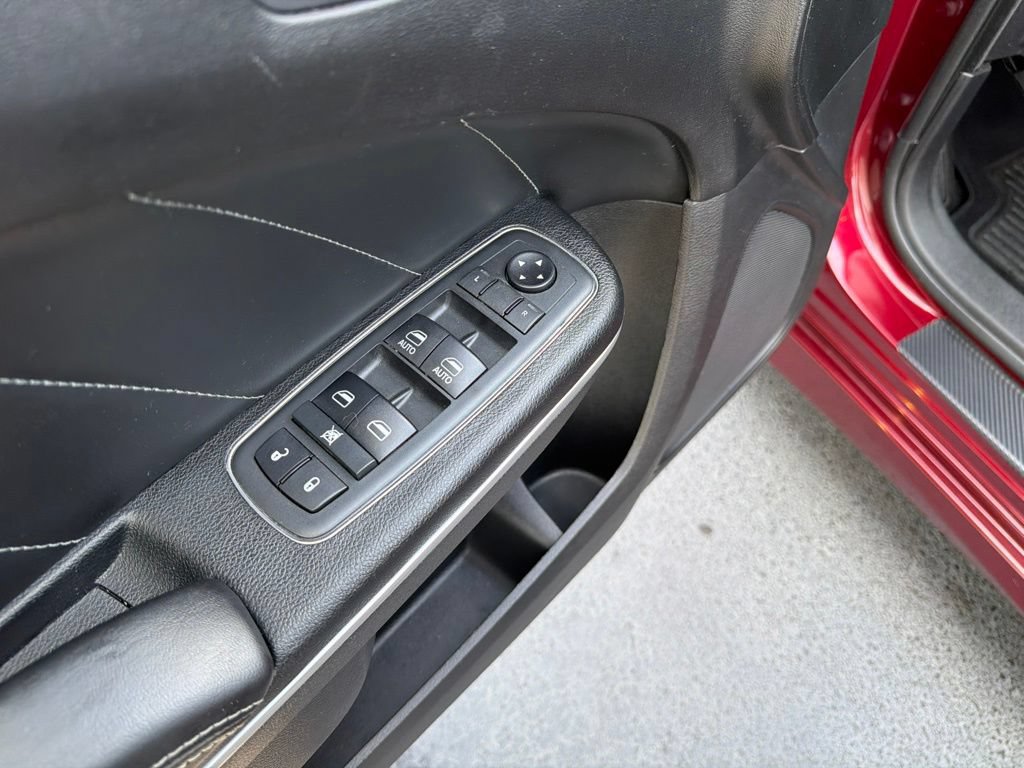 Used 2019 Dodge Charger R/T w/ Plus Group RWD image 40
