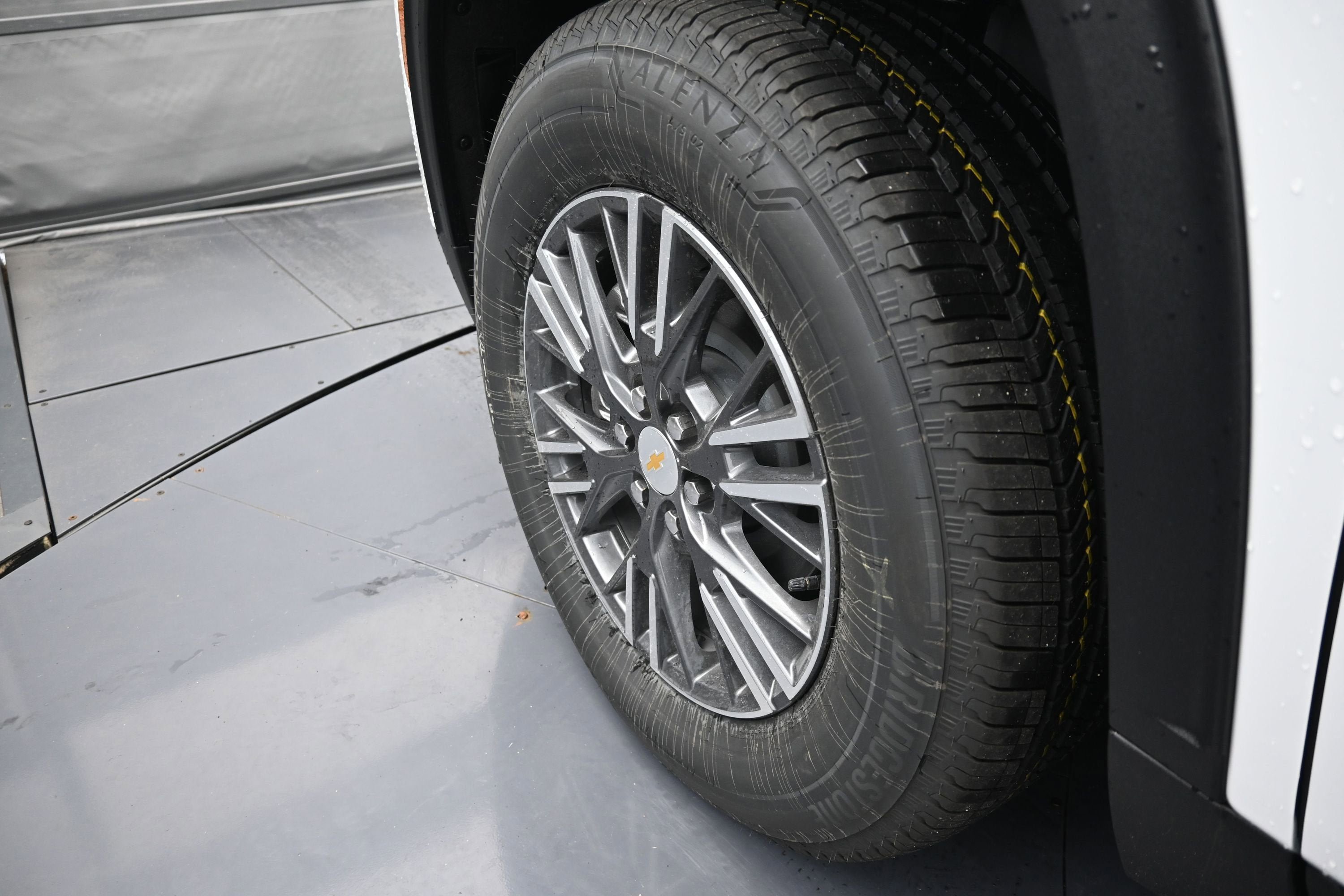 New 2026 Chevrolet Traverse LT FWD image 37