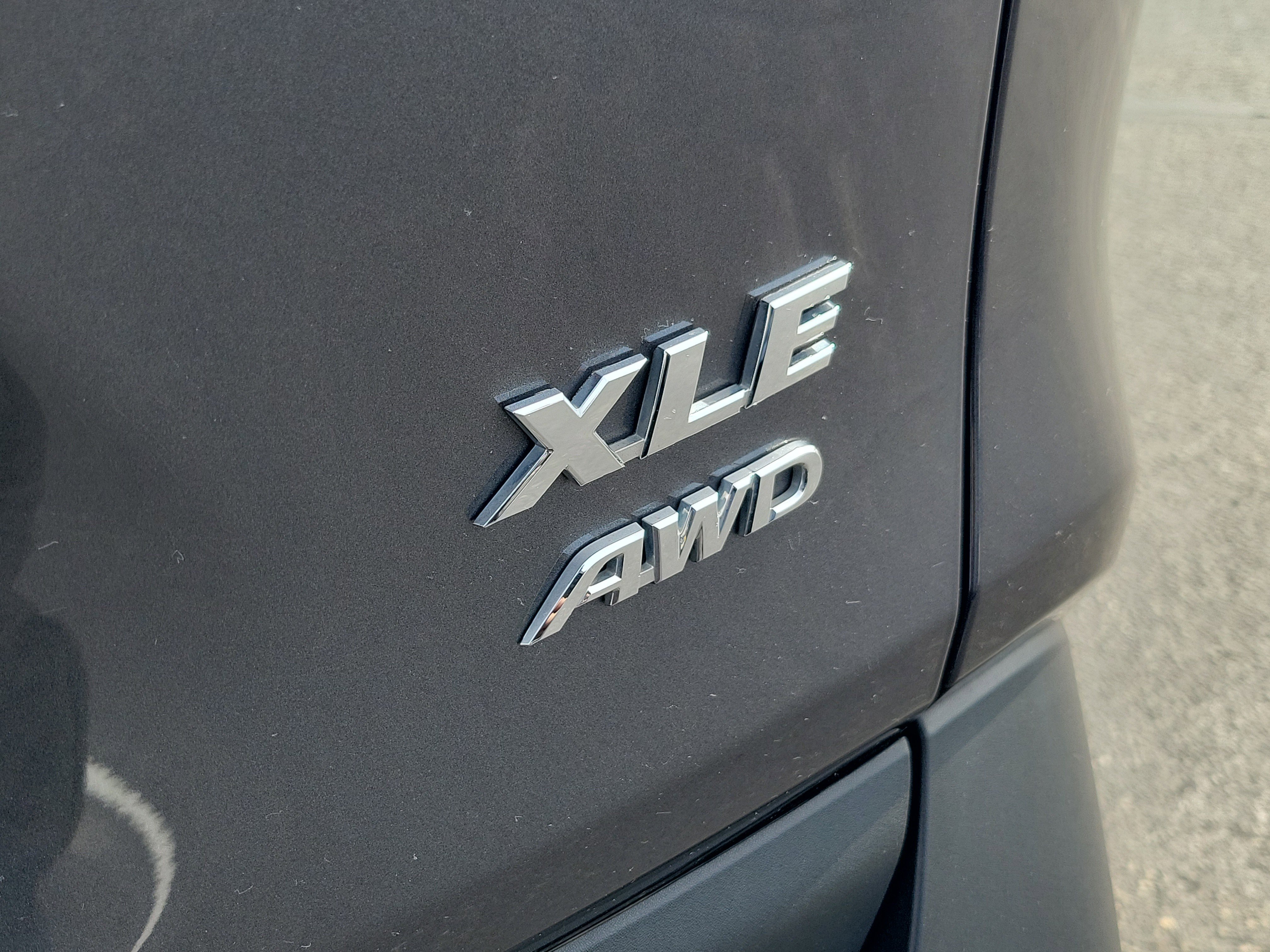 Certified 2024 Toyota RAV4 XLE w/ Convenience Package image 9