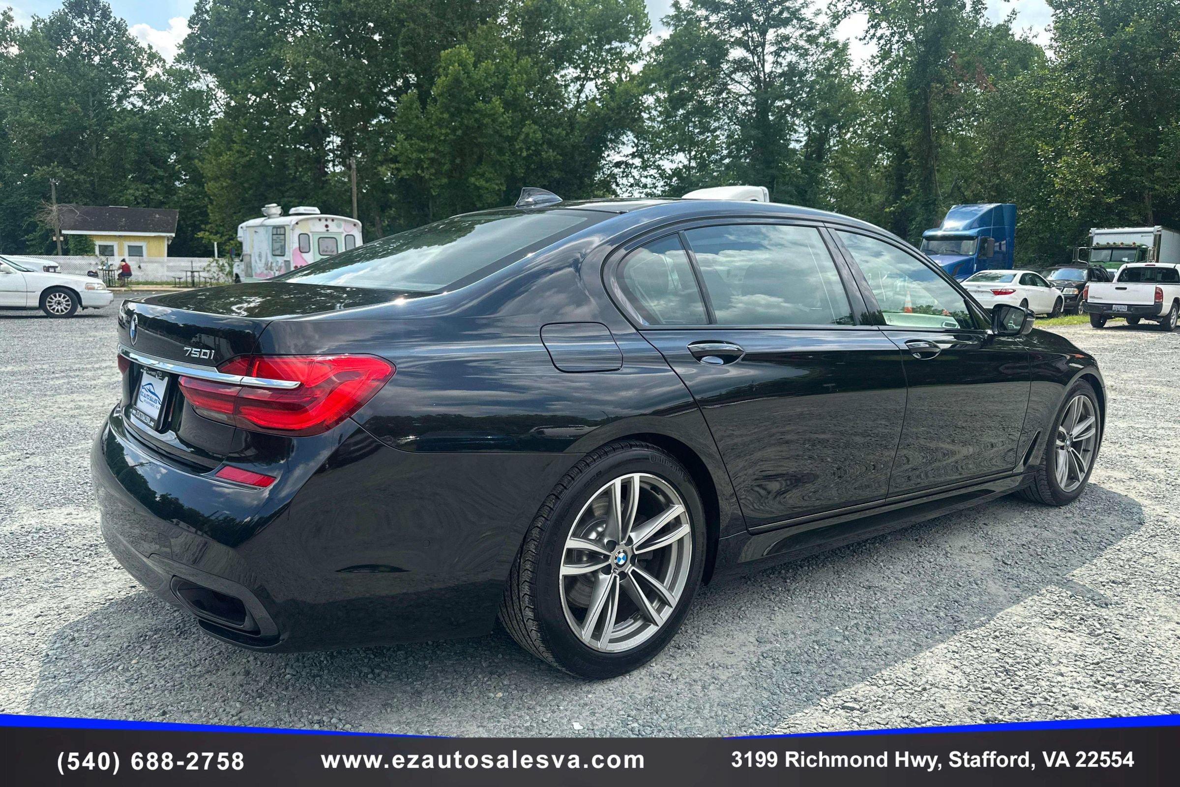 Used 2018 BMW 750i xDrive AWD/4WD image 16