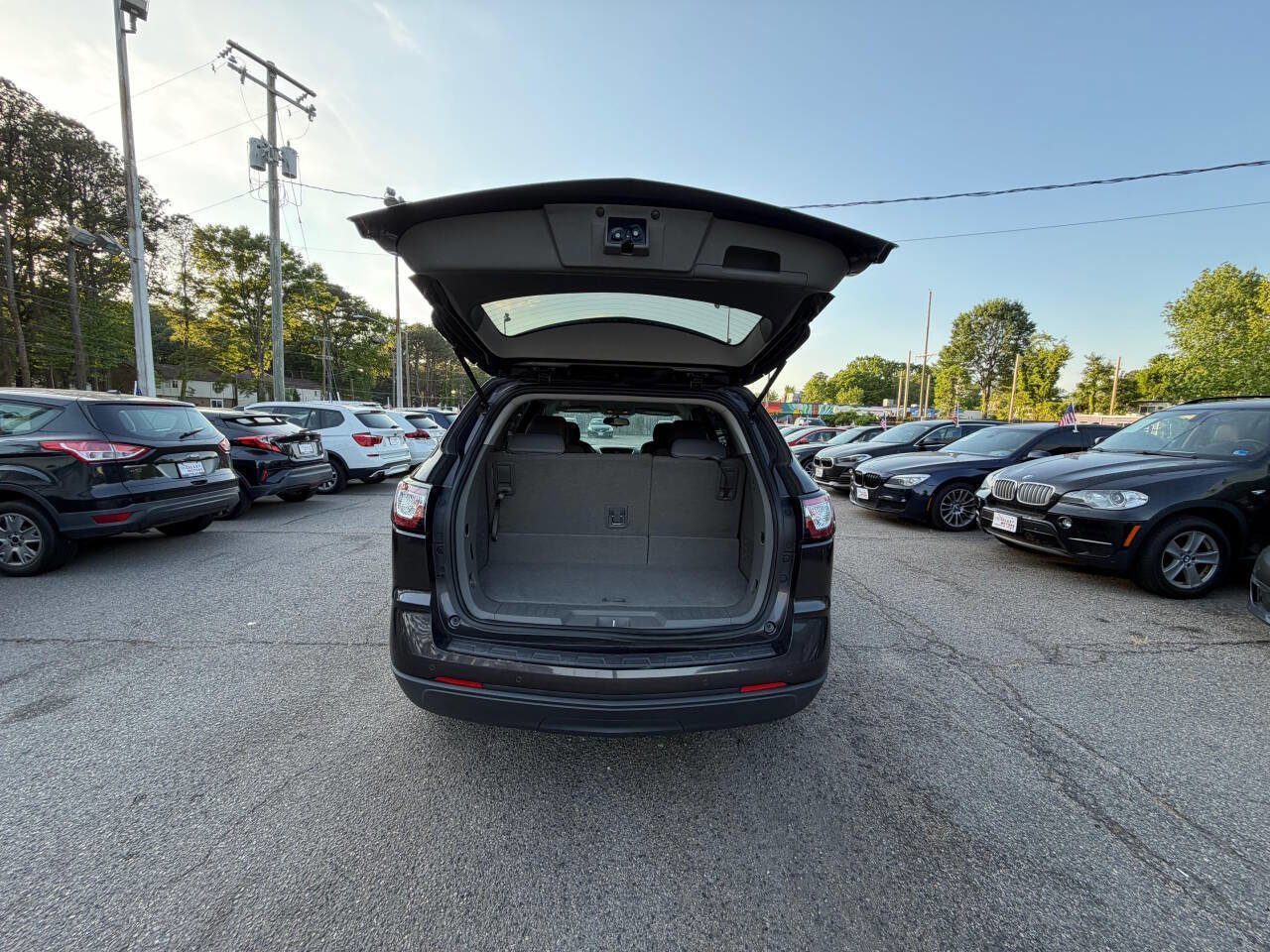 Used 2014 Chevrolet Traverse LT AWD/4WD image 15