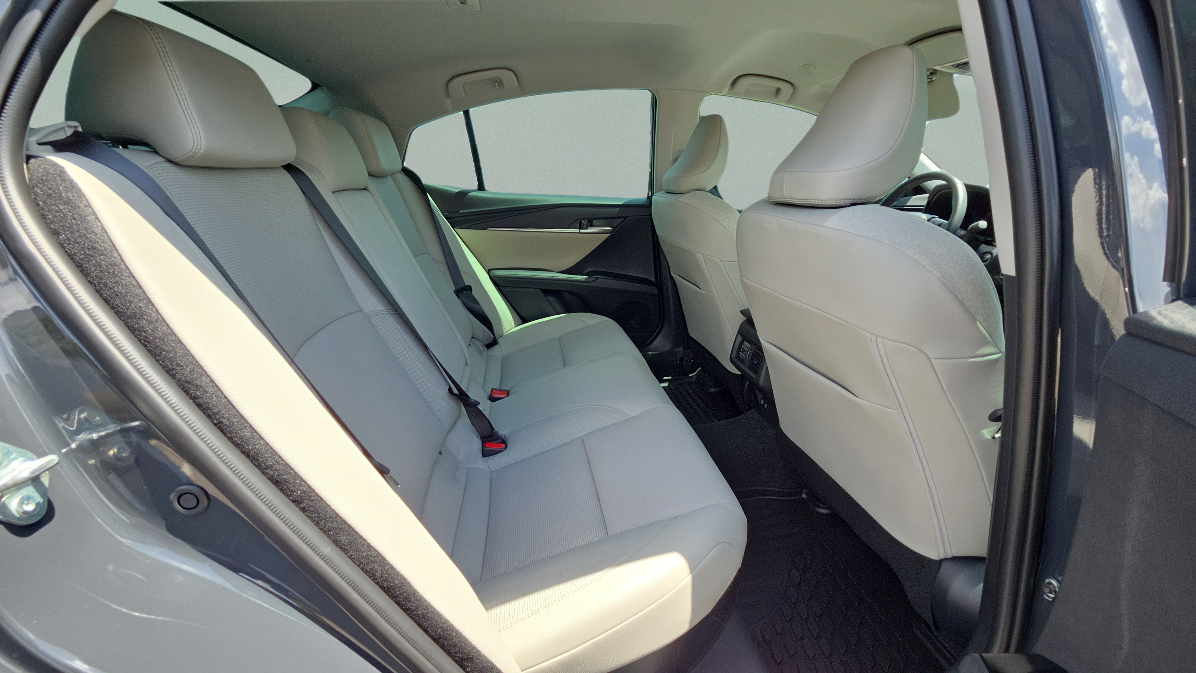 Certified 2026 Toyota Camry XLE FWD image 14