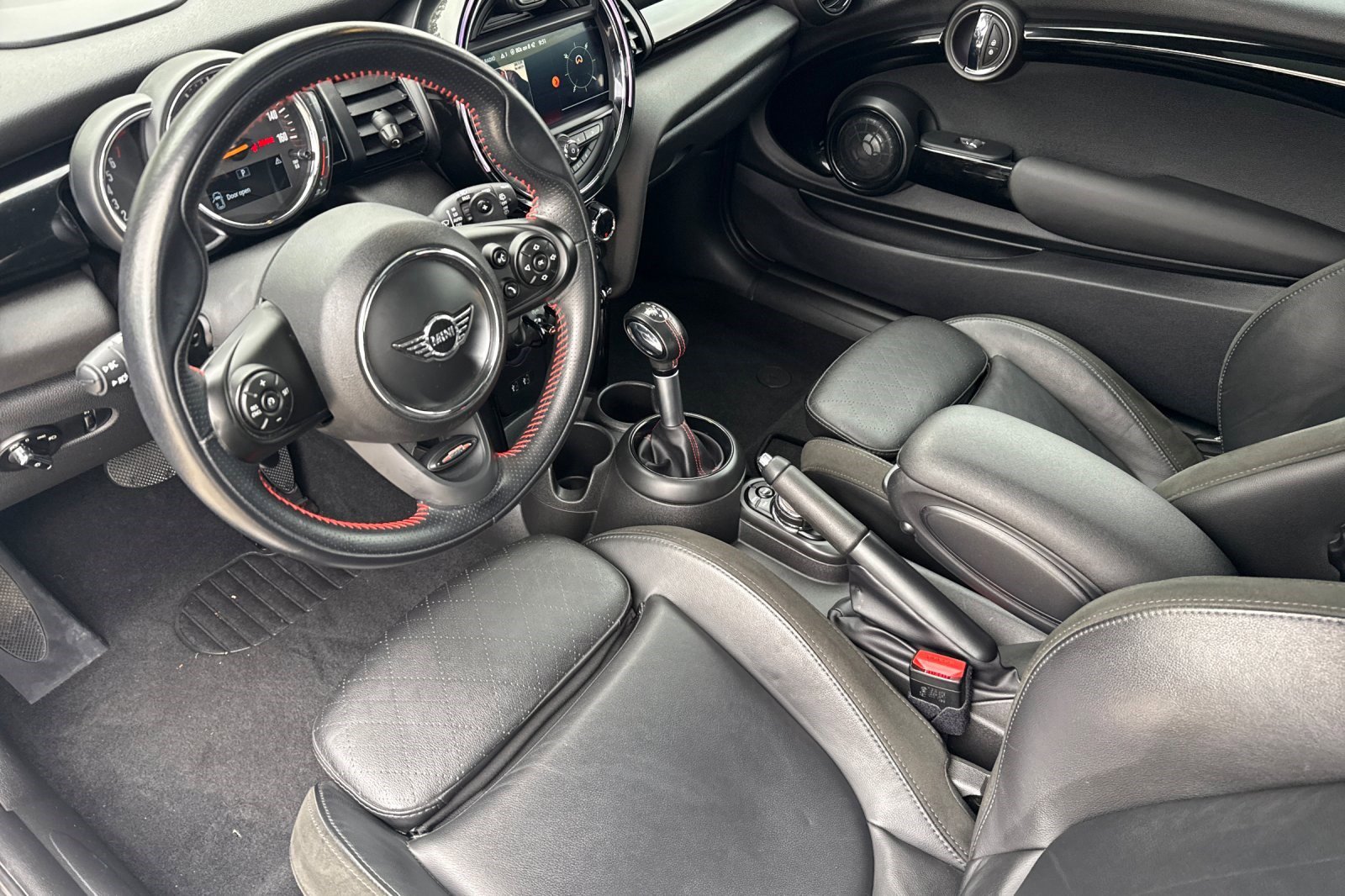 Used 2019 MINI Cooper S FWD image 4