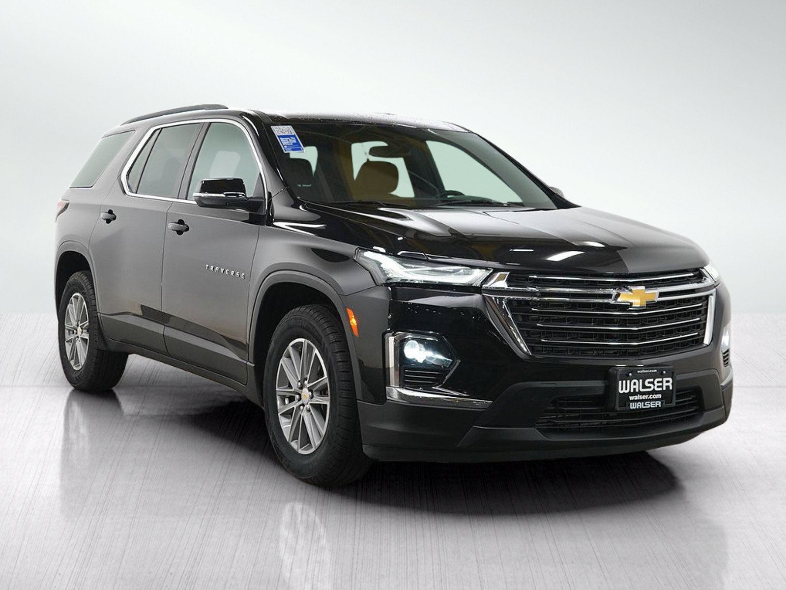 Used 2023 Chevrolet Traverse LT FWD image 8