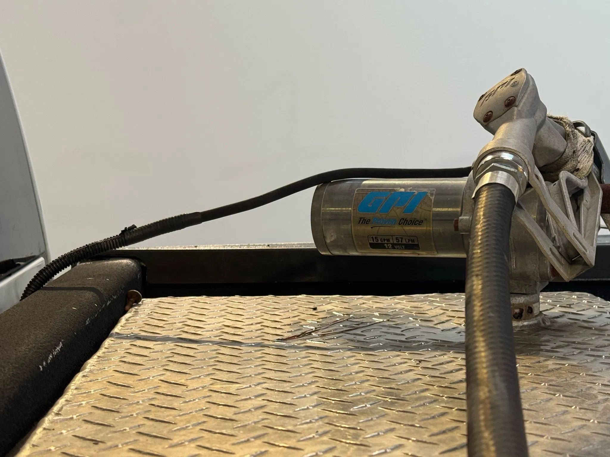 Used 2011 GMC Sierra 3500 SLE w/ SLE Preferred Package image 29