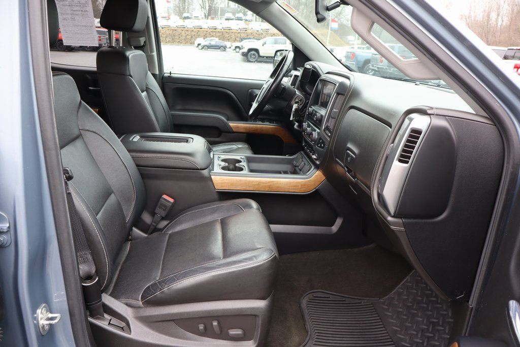 Used 2016 Chevrolet Silverado 1500 LTZ w/ LTZ Plus Package image 19