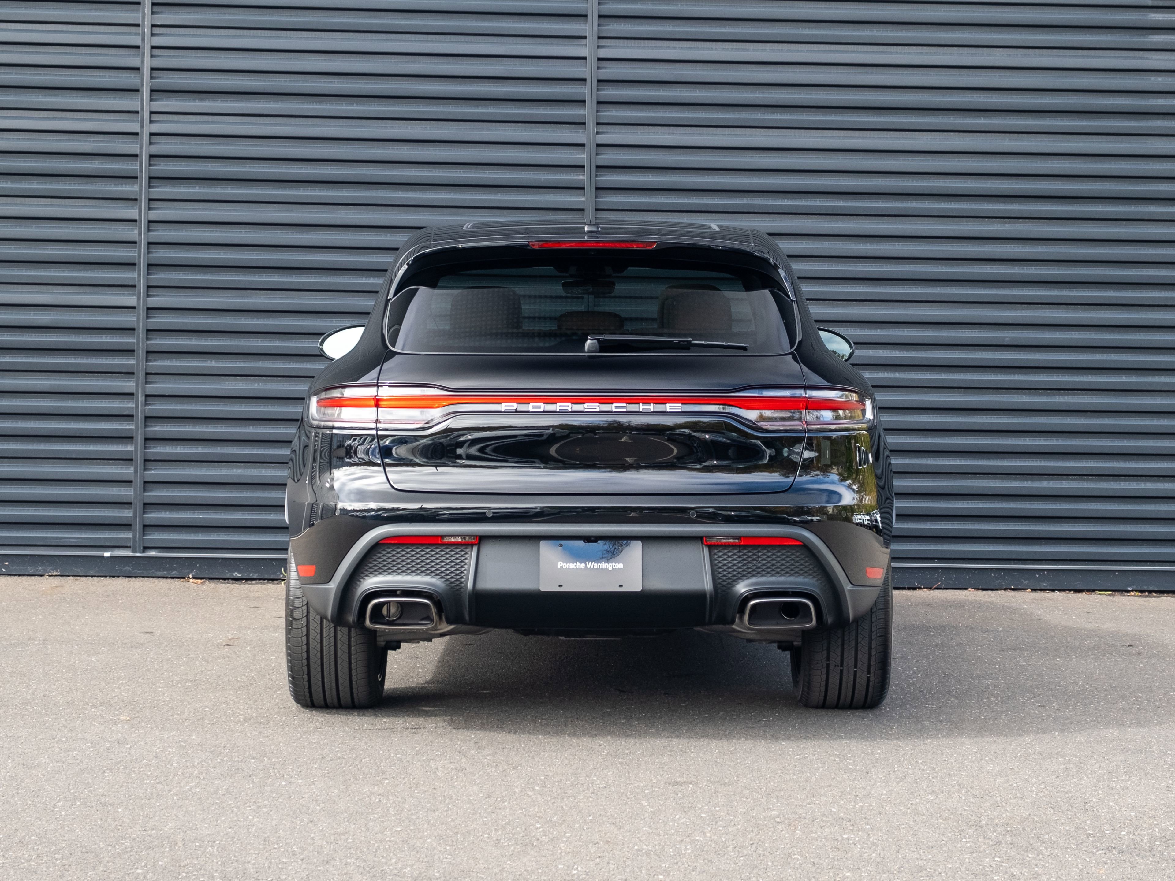 Used 2026 Porsche Macan image 7