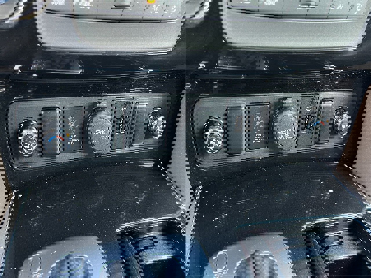 Certified 2020 Nissan Armada Platinum w/ Platinum Reserve Package image 18