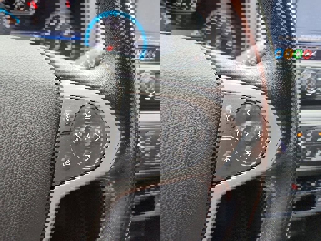 Used 2019 Chevrolet Colorado ZR2 image 24