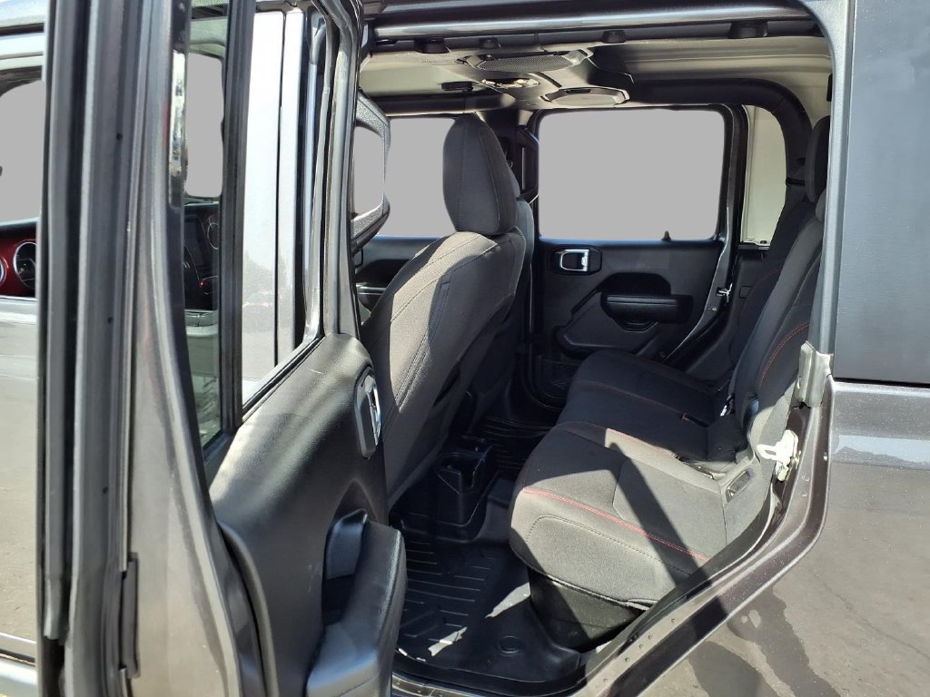 Used 2023 Jeep Gladiator Rubicon w/ Cold Weather Group AWD/4WD image 22