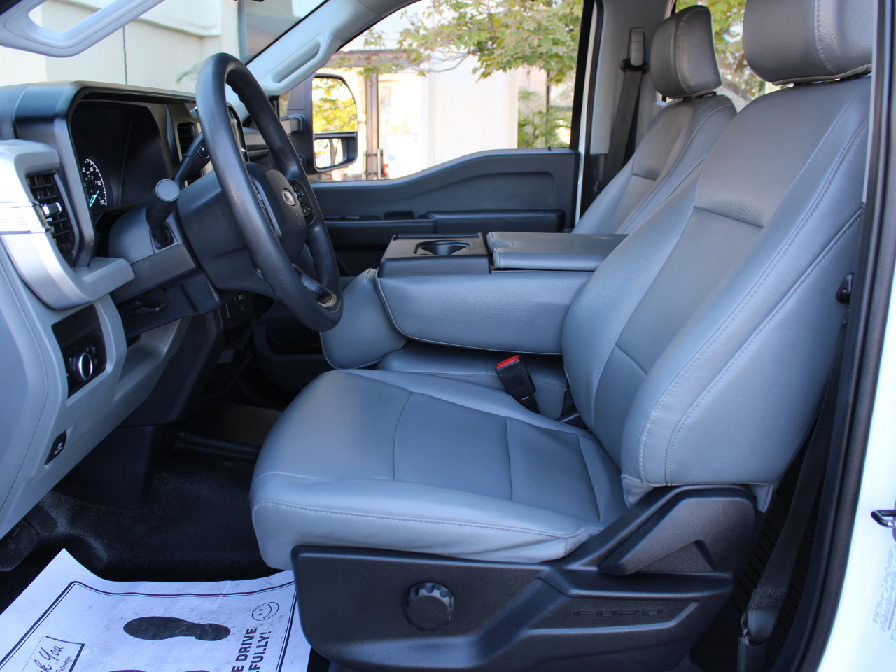 Used 2024 Ford F250 XL image 19