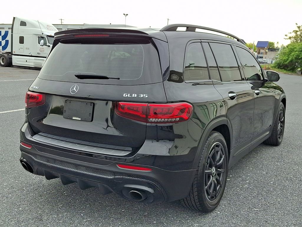 Used 2022 Mercedes-Benz GLB 35 AMG 4MATIC image 4