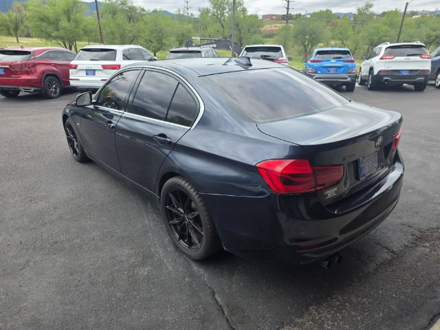 Used 2017 BMW 330i xDrive Sedan AWD/4WD image 8
