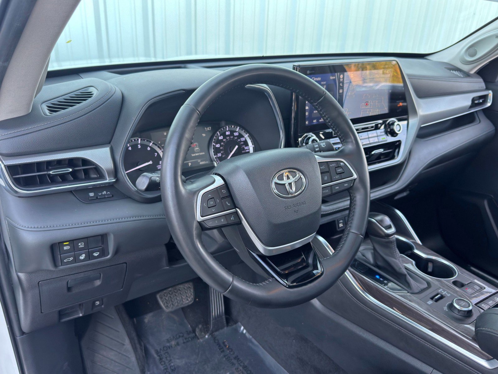 Used 2022 Toyota Highlander Platinum image 13