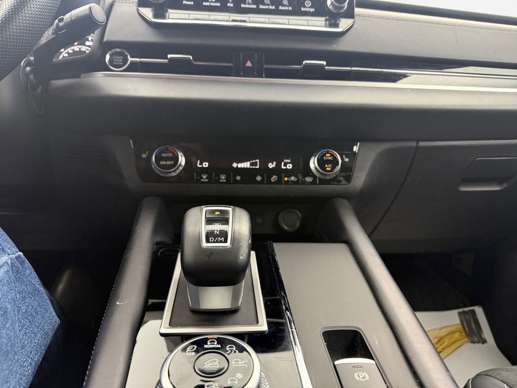 Used 2024 Mitsubishi Outlander SE AWD/4WD image 22