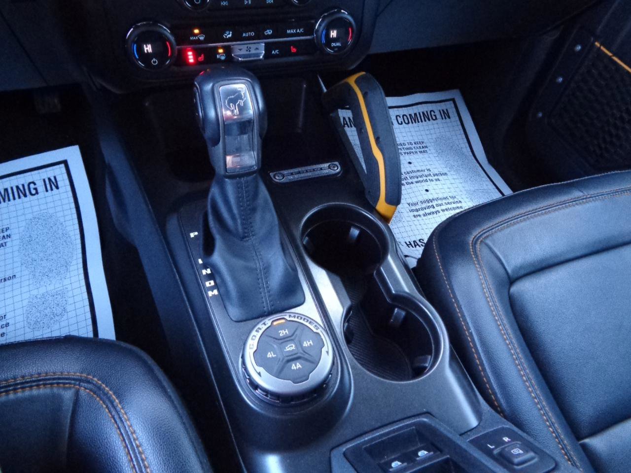 Used 2023 Ford Bronco Badlands image 12