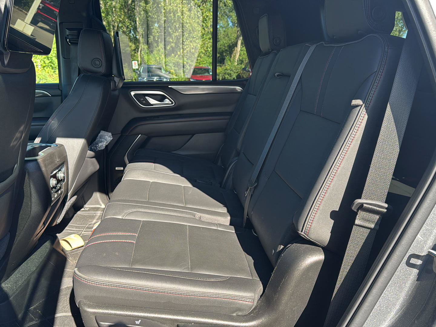Used 2021 Chevrolet Tahoe RST w/ Luxury Package AWD/4WD image 10