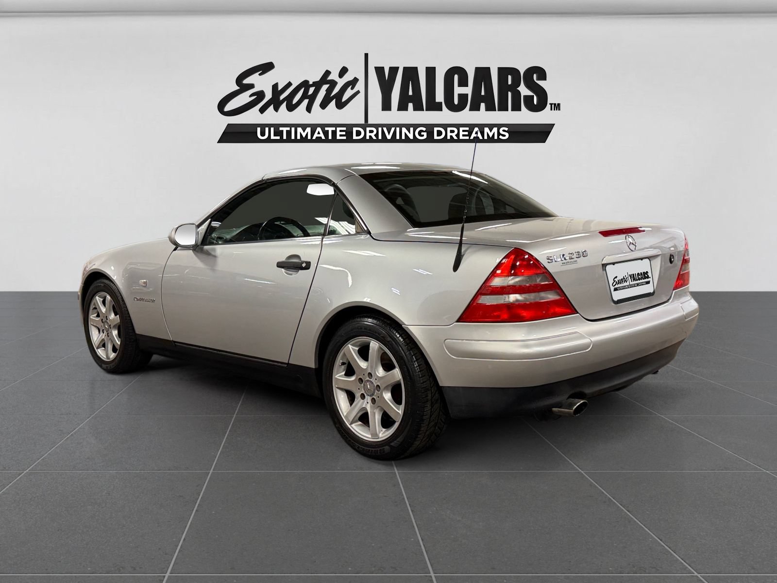 Used 1999 Mercedes-Benz SLK 230 image 3