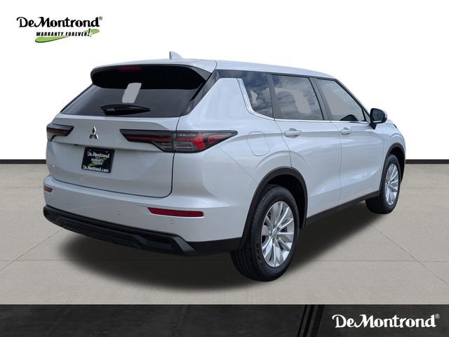 New 2026 Mitsubishi Outlander ES FWD image 5