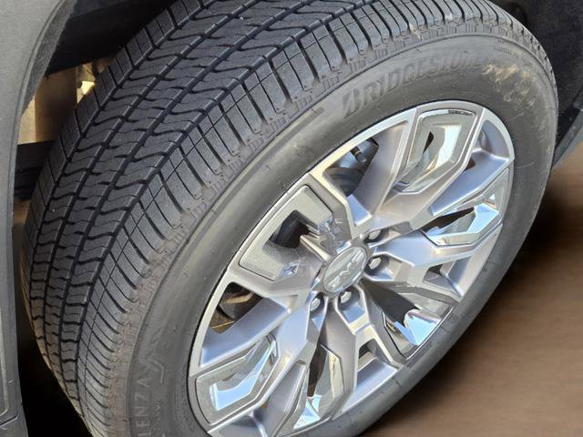 Used 2023 GMC Sierra 1500 Denali w/ Denali Reserve Package image 4