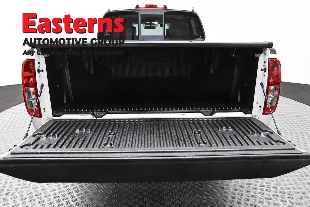 Used 2019 Nissan Frontier SV image 9