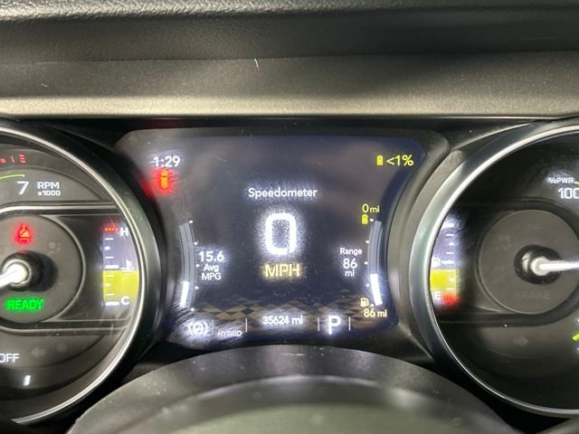 Used 2023 Jeep Wrangler Unlimited w/ Cold Weather Group image 18