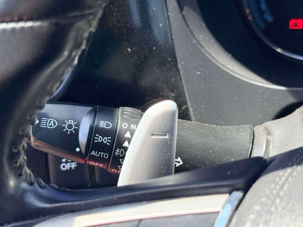 Used 2020 Mitsubishi Outlander SEL AWD/4WD image 28