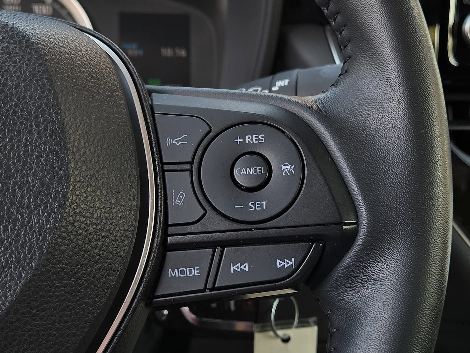 Used 2022 Toyota Corolla SE FWD image 17