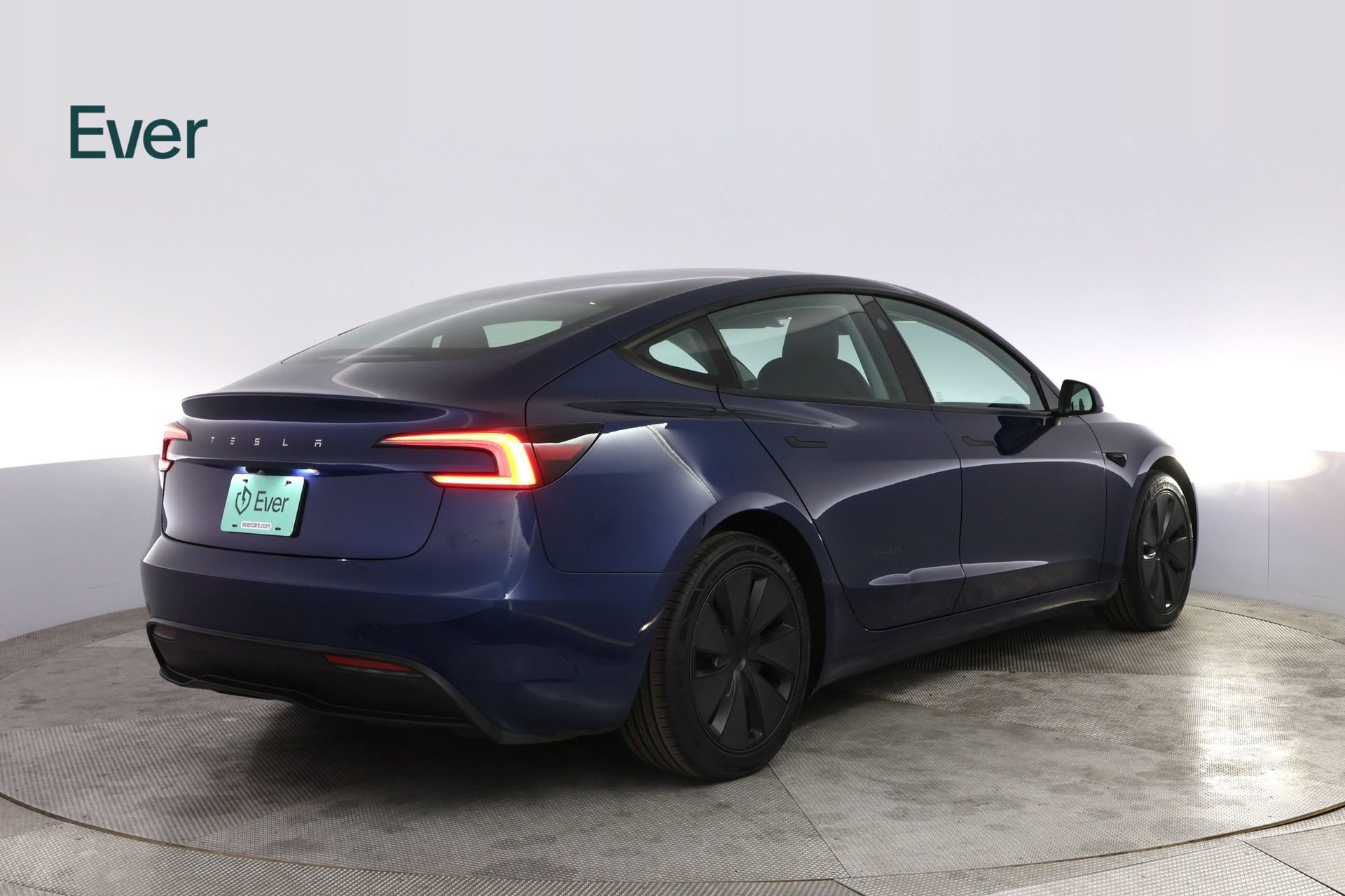 Used 2024 Tesla Model 3 Standard Range RWD image 3