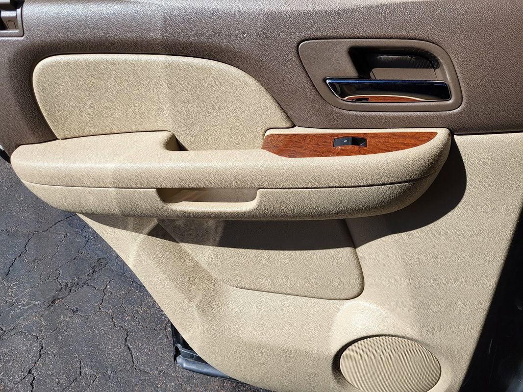 Used 2007 GMC Yukon SLT w/ SLT Preferred Equipment Group image 22