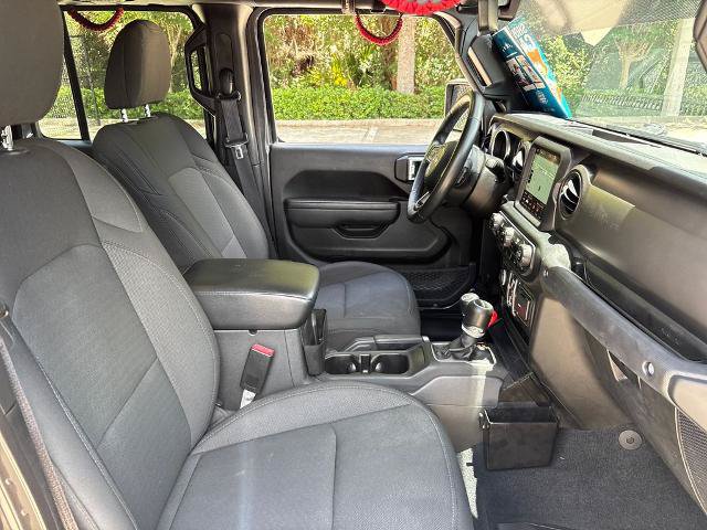 Used 2022 Jeep Gladiator Sport AWD/4WD image 28