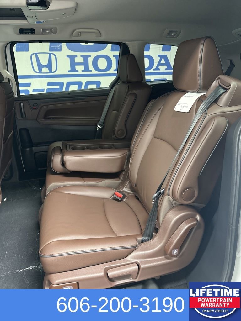 New 2026 Honda Odyssey Touring image 15