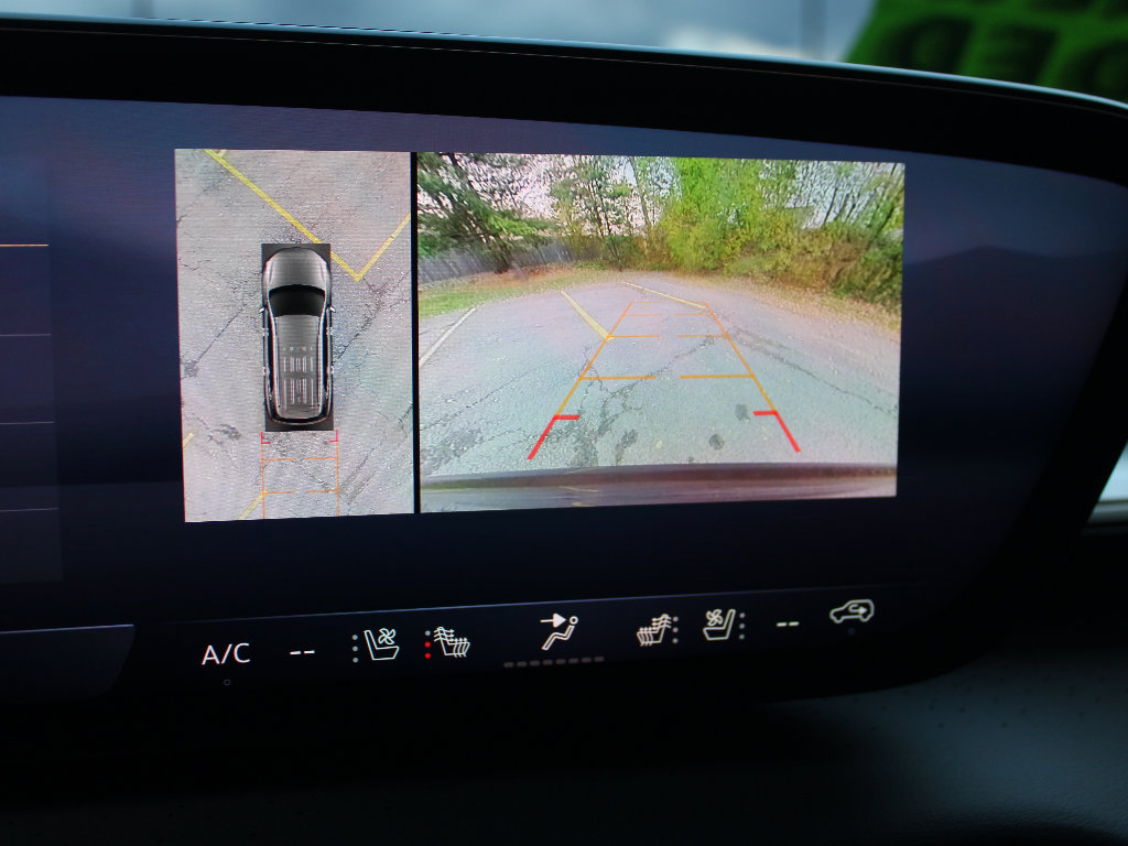 Certified 2026 Buick Enclave Avenir w/ Super Cruise Package image 24