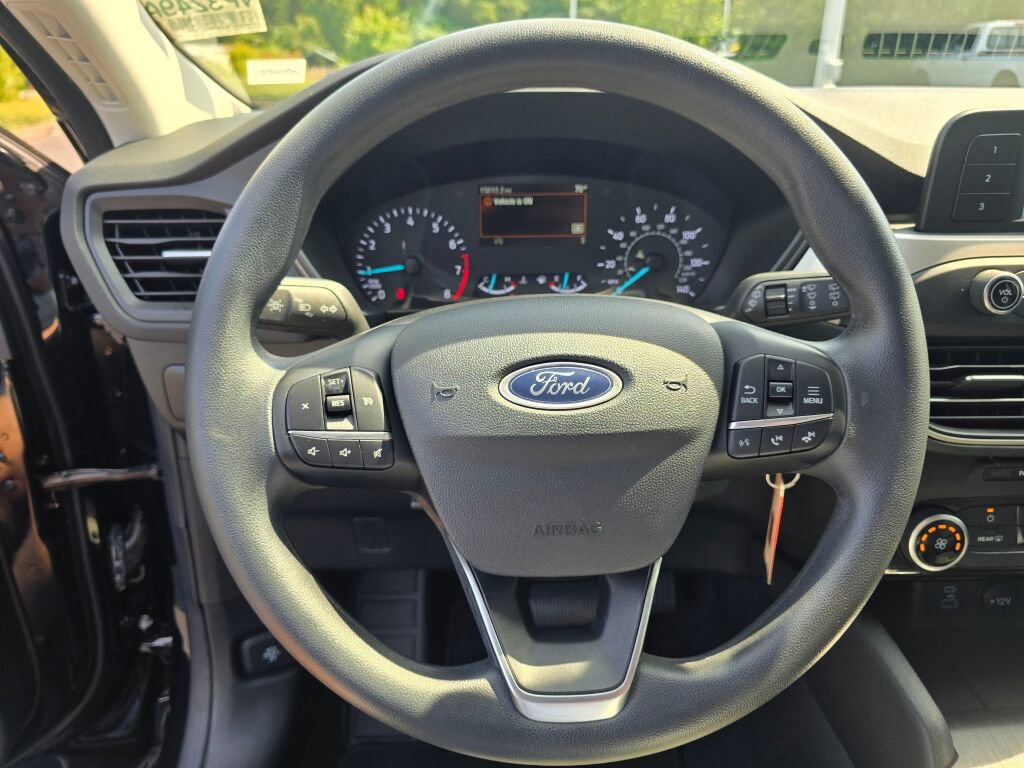 Used 2022 Ford Escape S image 26
