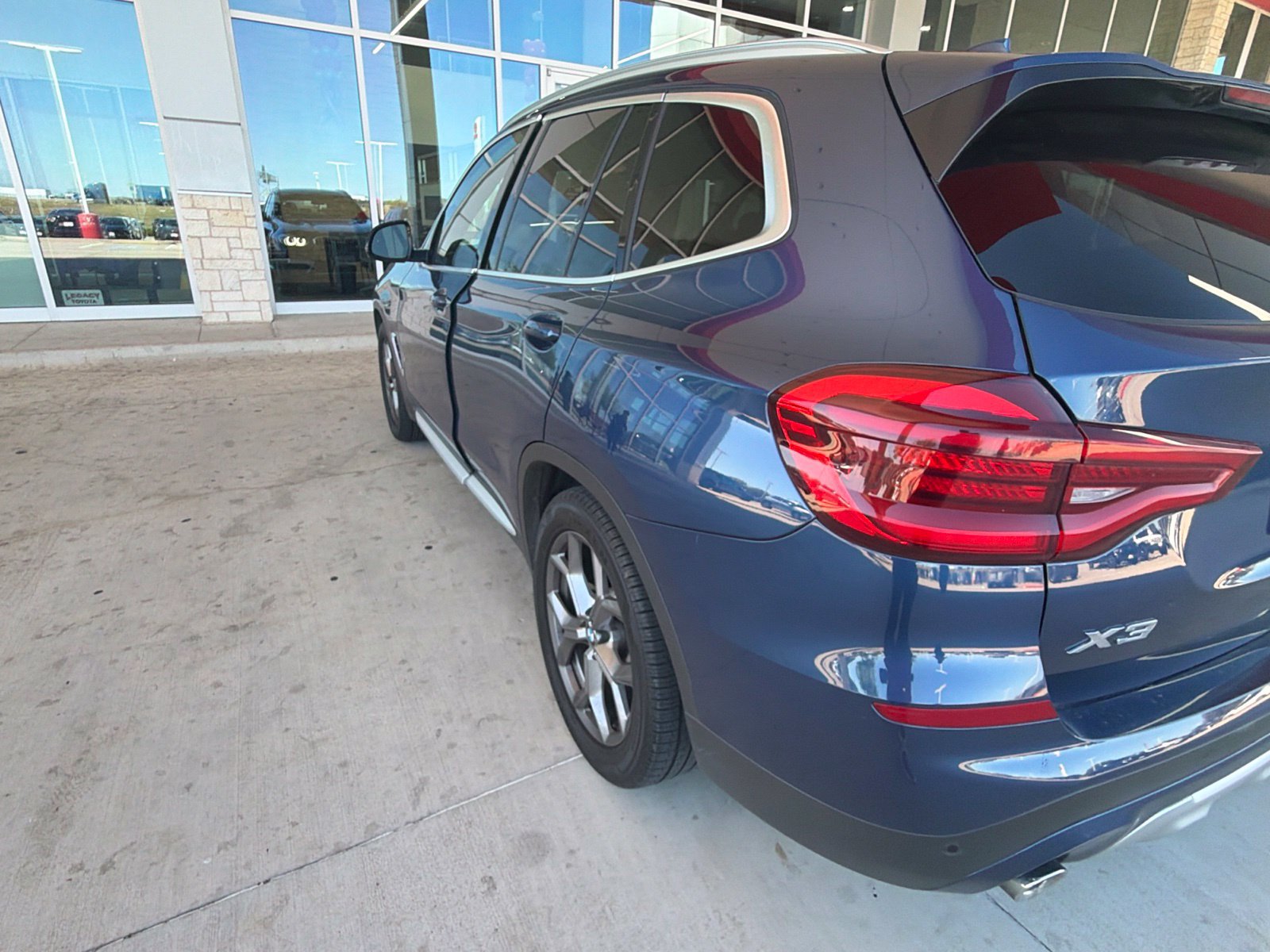 Used 2021 BMW X3 sDrive30i w/ Convenience Package RWD image 17