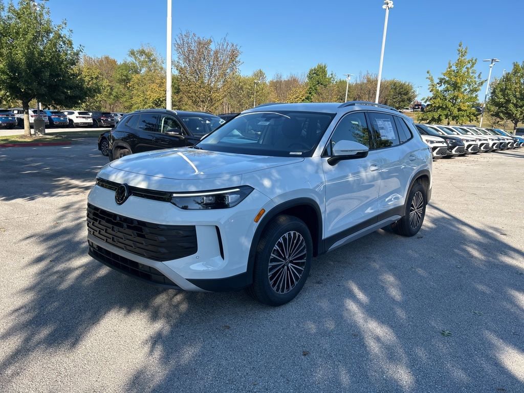 New 2026 Volkswagen Tiguan S AWD/4WD image 3