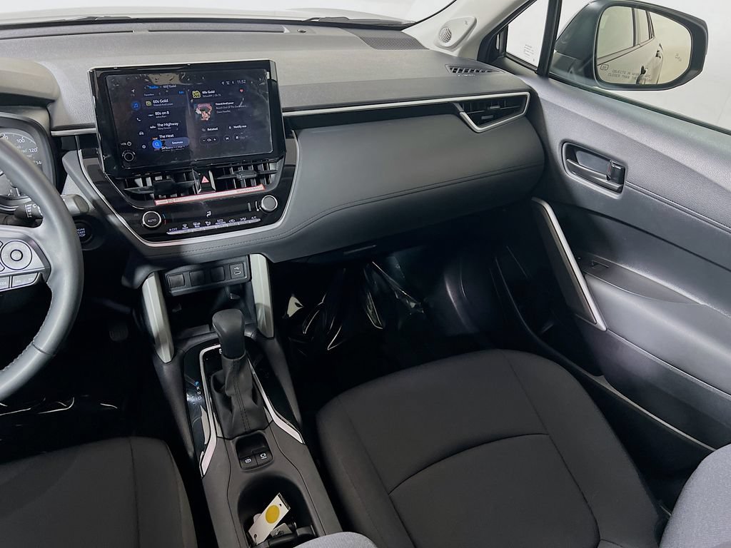 Certified 2025 Toyota Corolla Cross LE w/ Moonroof Package AWD/4WD image 20