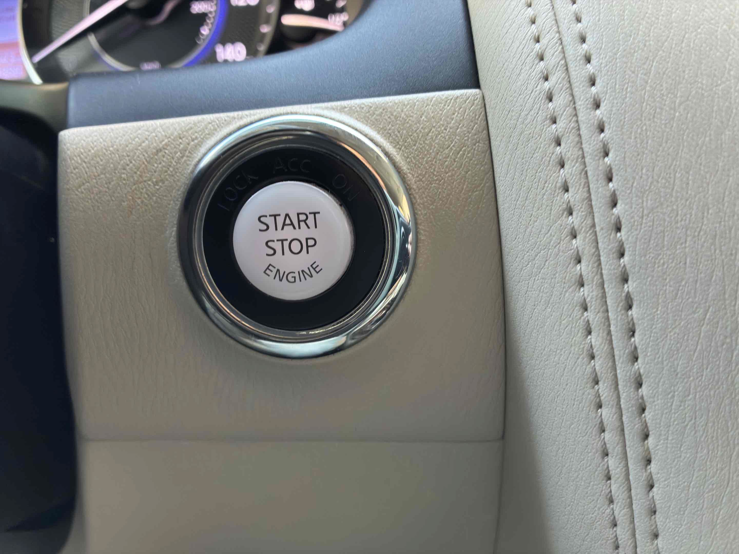 Used 2018 INFINITI QX80 4WD w/ Driver Assistance Package image 40