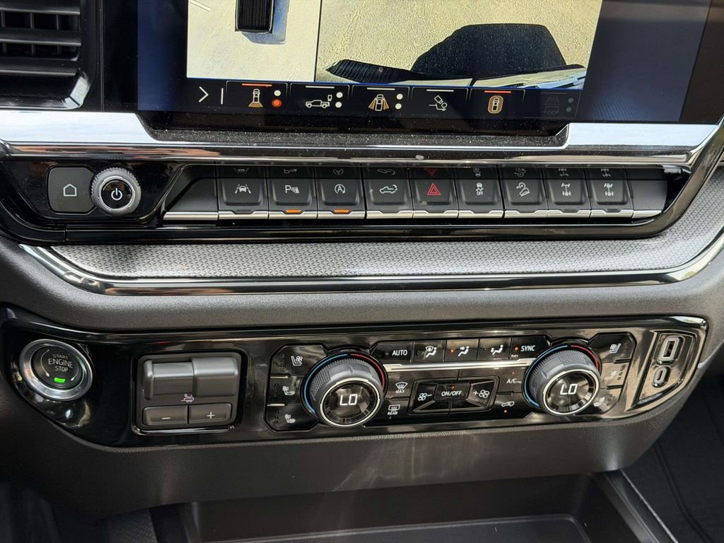 Used 2026 Chevrolet Silverado 1500 ZR2 AWD/4WD image 5