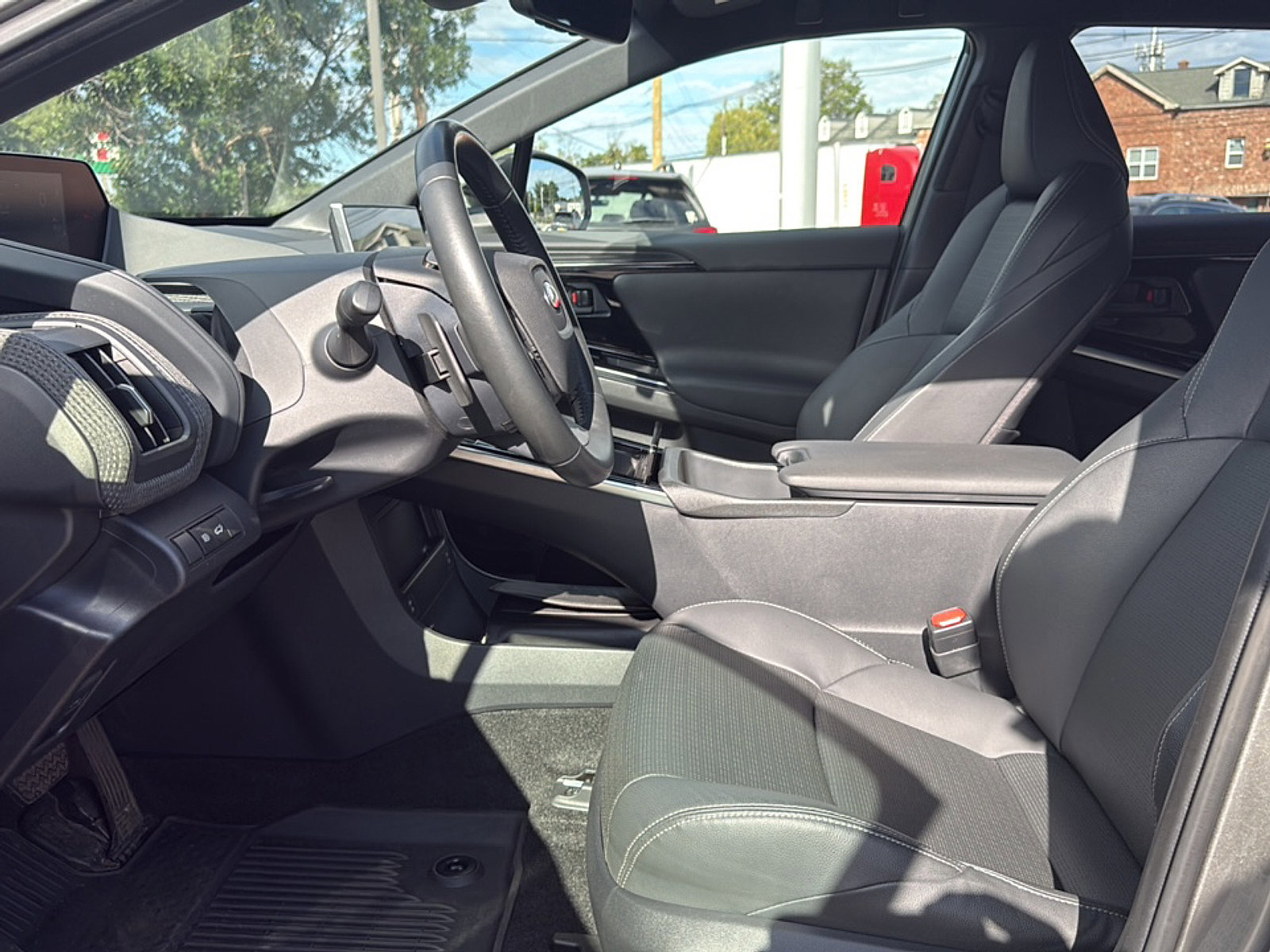 Certified 2023 Subaru Solterra AWD image 15