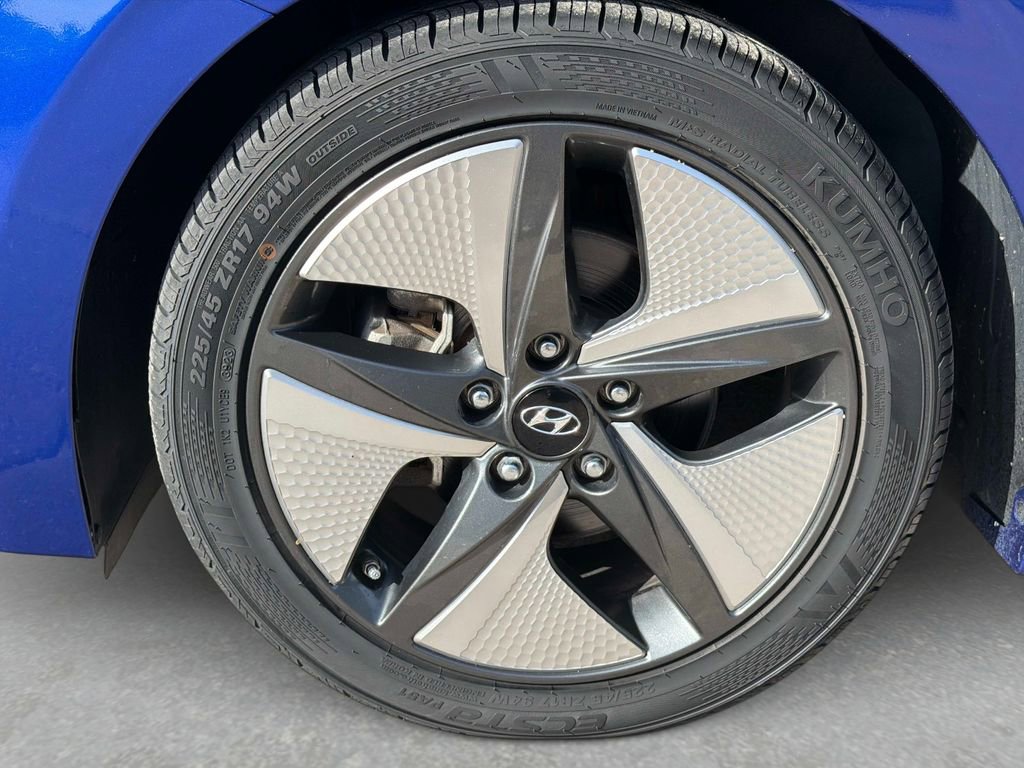 Used 2022 Hyundai Ioniq Limited FWD image 12